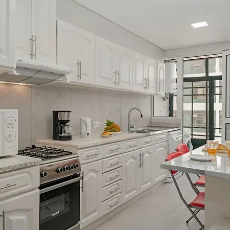 Promenade I By An Island شقة